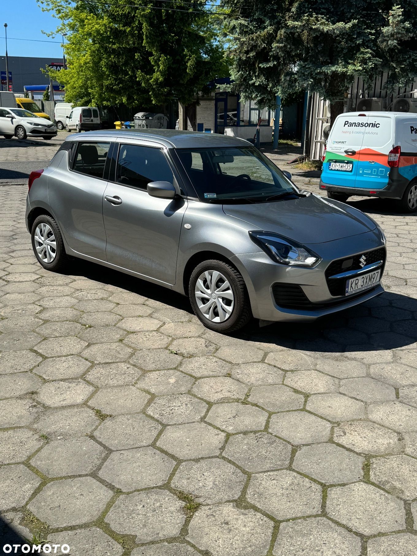 Suzuki Swift - 1