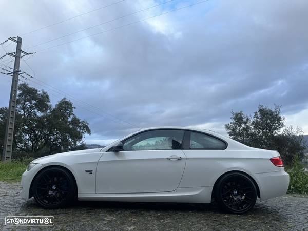 BMW 320 d Coupe - 11