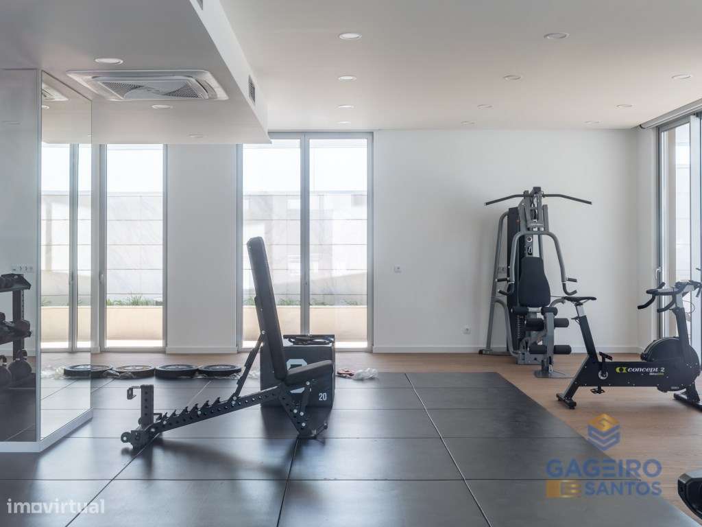 Apartamento T2 na Primeira Linha de Mar - Avenida Marginal, São Mar...-34