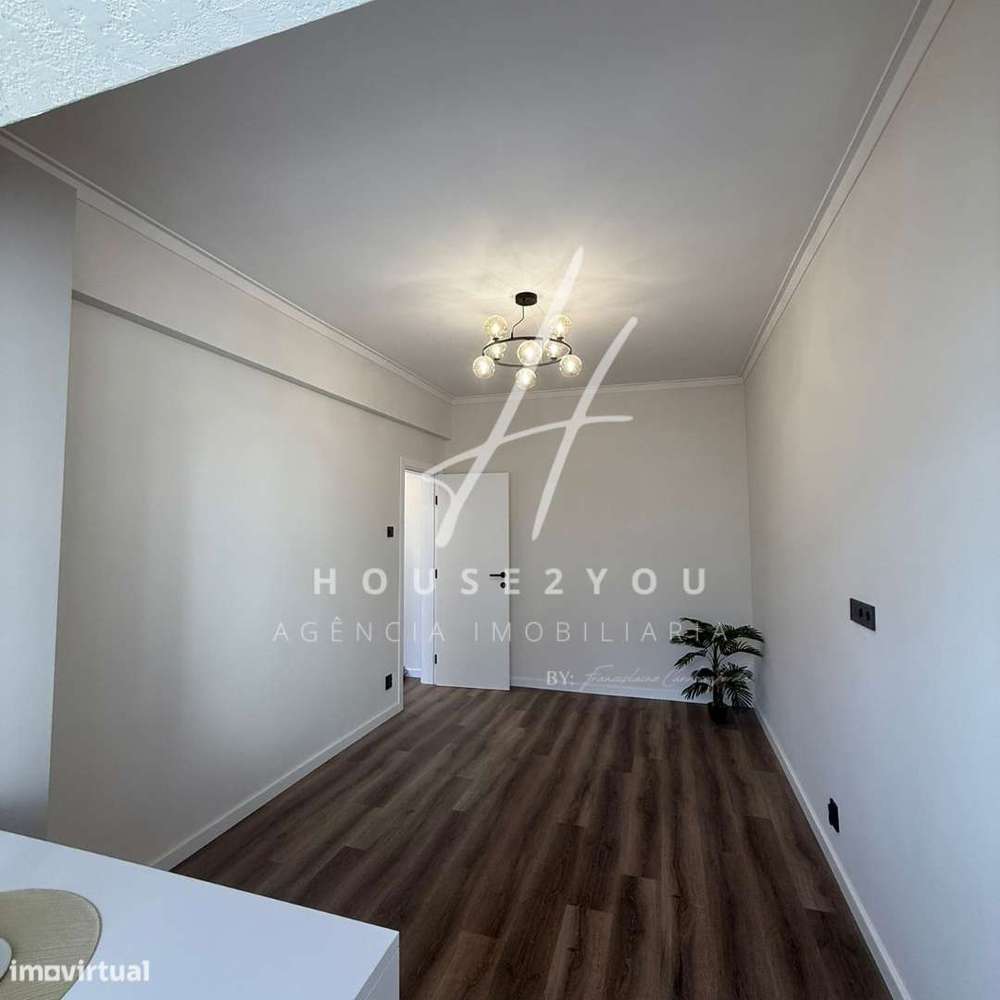 Apartamento T1, Linha de Sintra - Grande imagem: 4/11