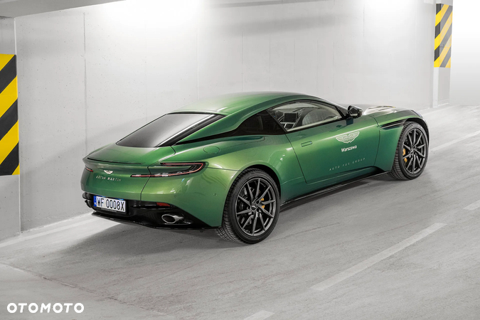 Aston Martin DB11 V8 - 4