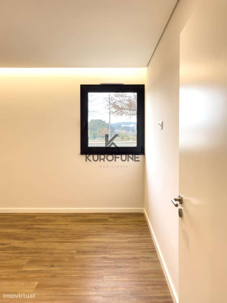 T3 Totalmente Equipado em Avintes  Excelente Investimento com Rendi...-17