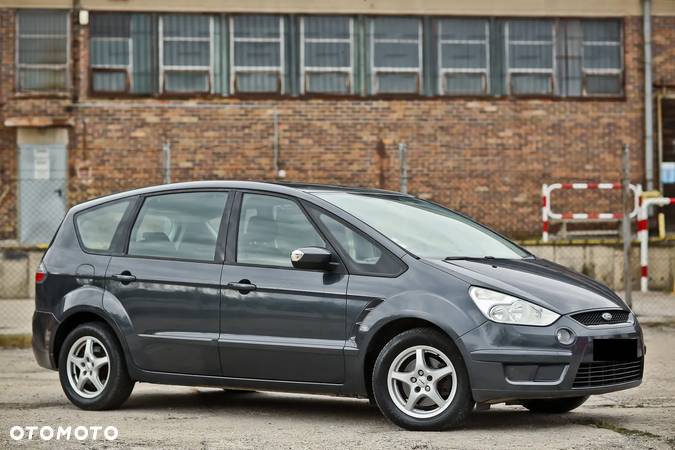 Ford S-Max 2.0 Titanium - 4