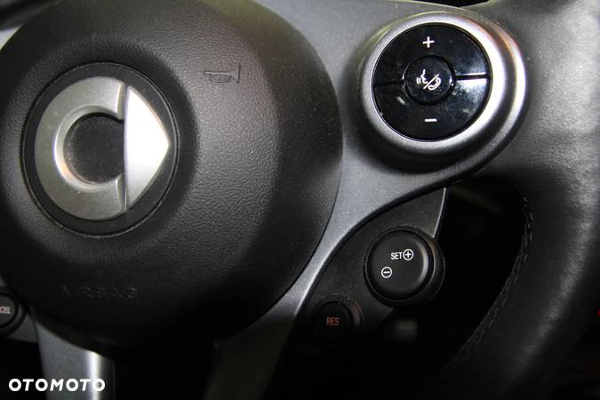 Smart Fortwo EQ - 21