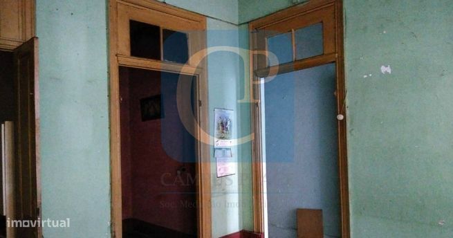 Terreno de duas frentes em Matosinhos, Senhora da Hora-1