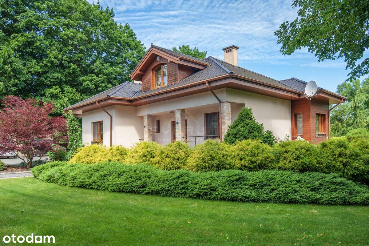 Komfortowy dom 233 m² z ogrodem przy rzece.