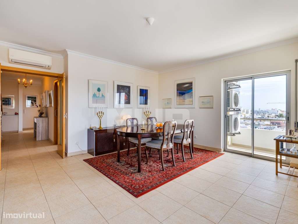 Apartamento T3 Duplex com terraço superior vista Ria em Faro-17