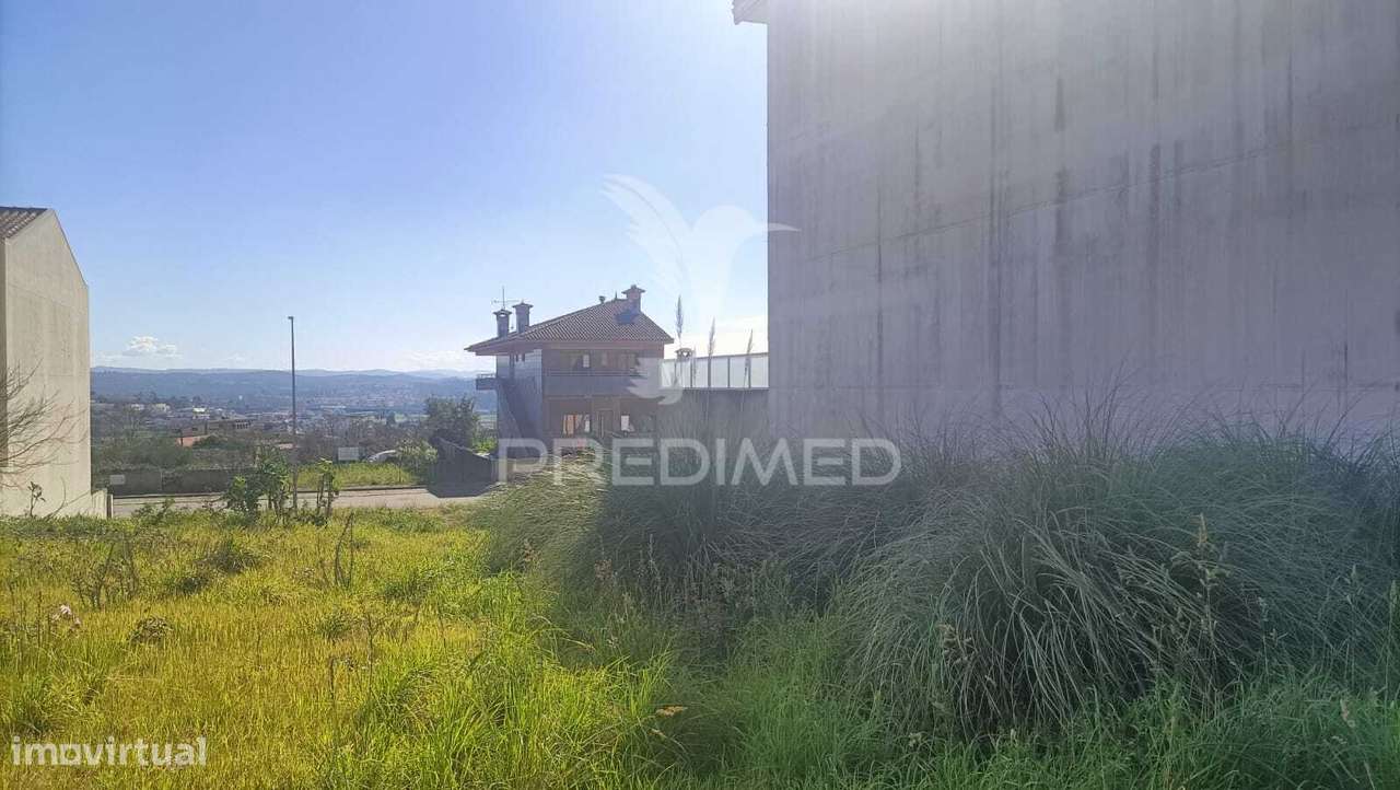 Terreno para construção de moradia no Casal, S. Mamede Coronado - Grande imagem: 1/8