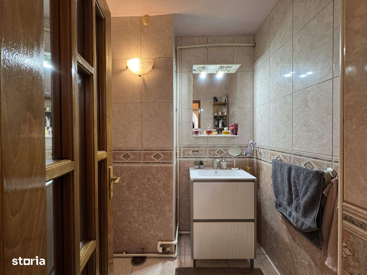 5 cam. etaj 1, 96 mp, decomandat, renovat, zona Zahana-18