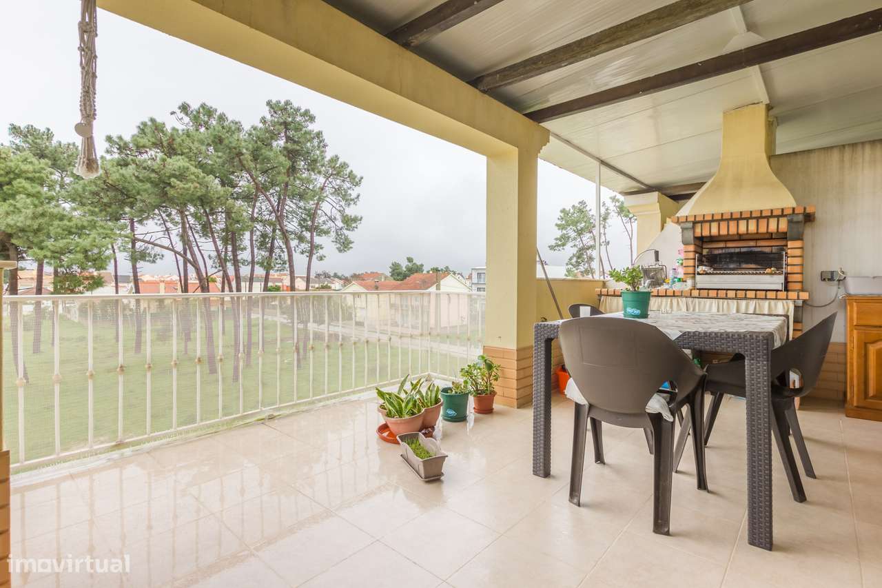 Excelente apartamento T2 duplex com terraço e quintal-19