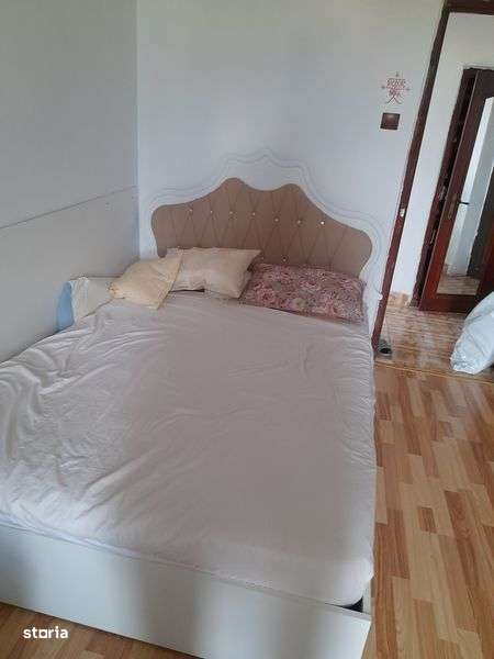 Vând apartament 2 camere in Stei - Imagine principală: 4/8