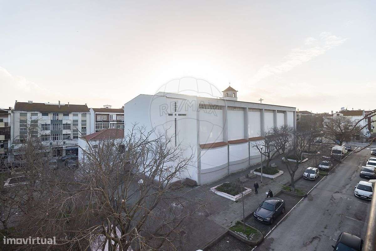 Apartamento t2 para venda na Baixa da Banheira-35