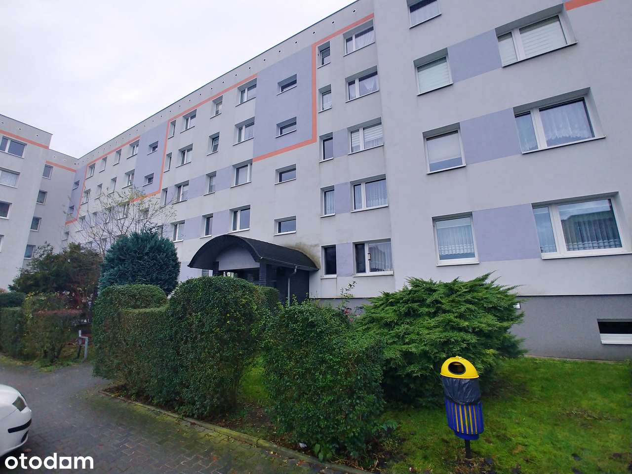 Mieszkanie w popularnej i pożądanej dzielnicy-17