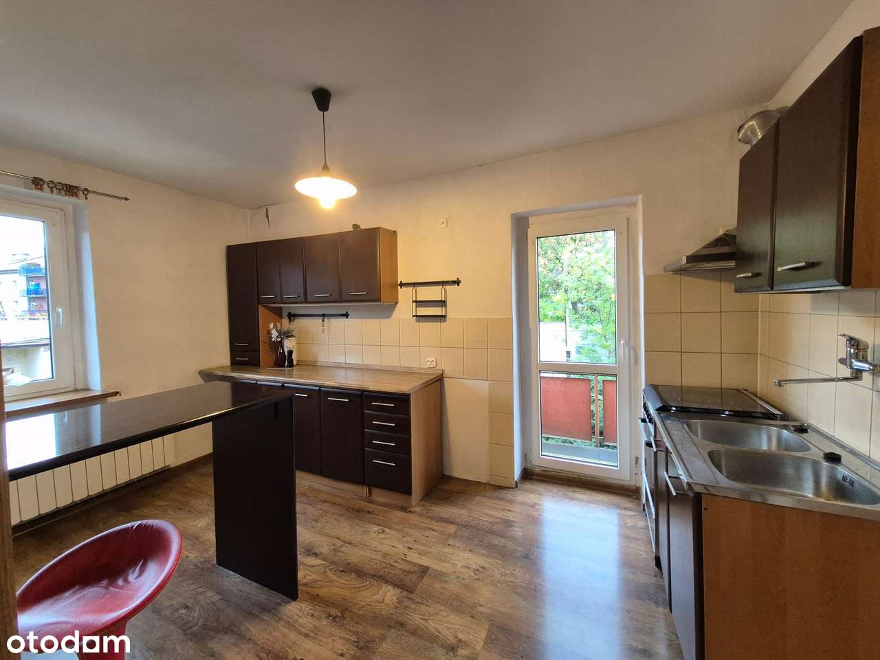 Przytulny , przestronny dom w cichej i zielonej okolicy-16