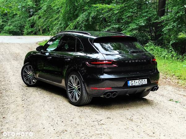 Porsche Macan - 4