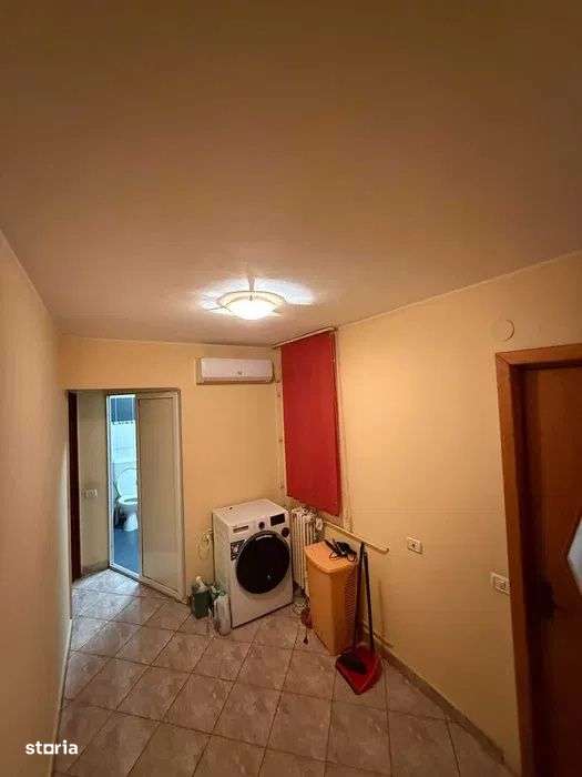 Apartament 4 camere Universitate - Imagine principală: 3/8