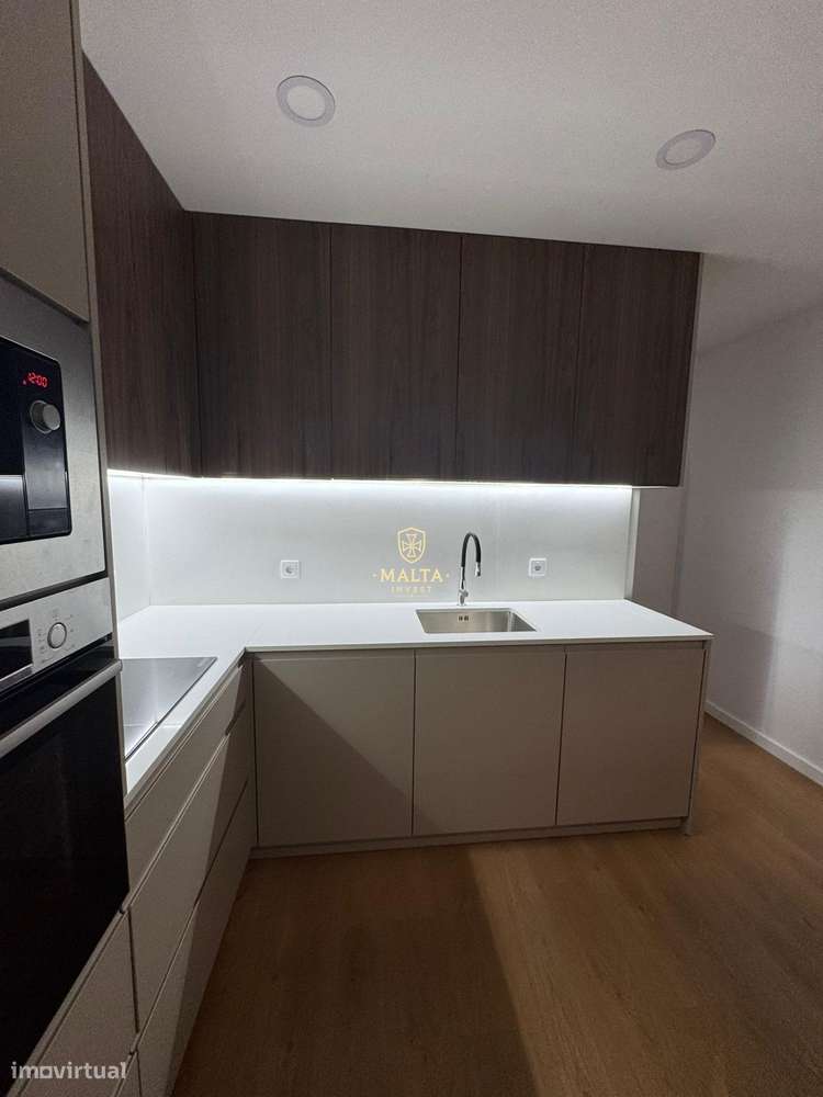 Apartamento T2, pronta a habitar!-6