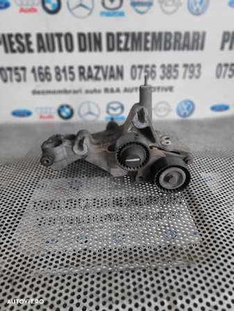 Suport Rola Accesorii Intinzatoare Renault Master Opel Movano 2.3 Dci Euro 6 Motor M9T F716 An 2019-2020-2021-2022 Dezmembrez Renault Master 3/4 An 2019-2020-2021-2022 2.3 Dci Cod Motor M9T F716 Bi-Turbo - 4