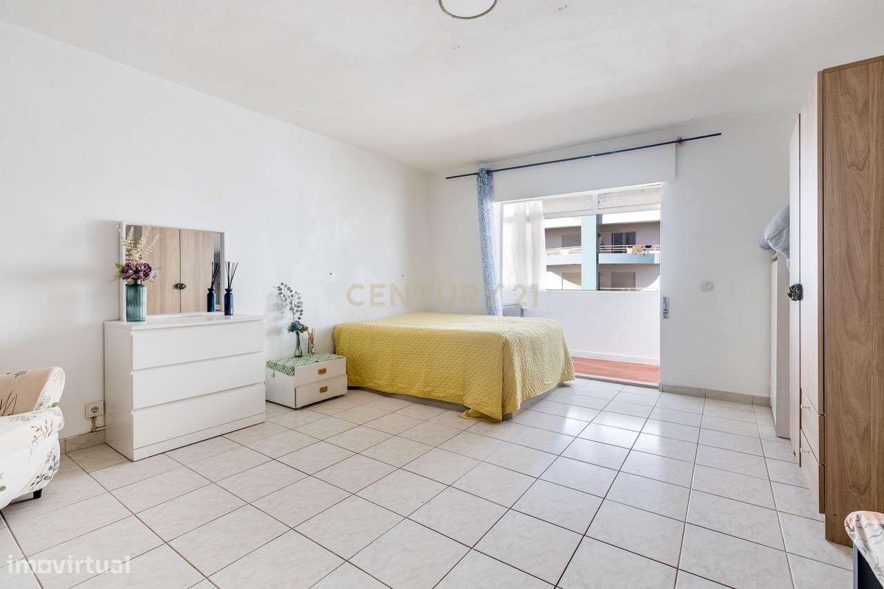 Apartamento T0 com potencial de renovação perto da praia – excelente i - Grande imagem: 5/27