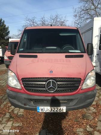 Mercedes-Benz Sprinter - 2