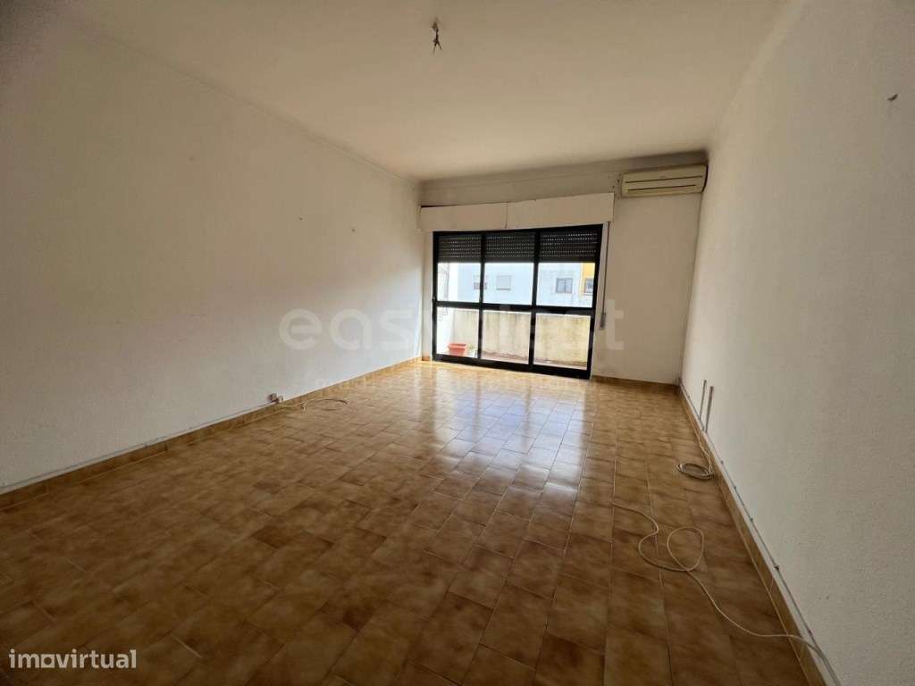 Apartamento T3 na Avenida Principal de Serpa - Grande imagem: 3/19