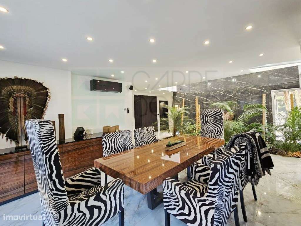 Magnifica moradia T4 com piscina na Urbanização Aroeira, em Santo E...-29