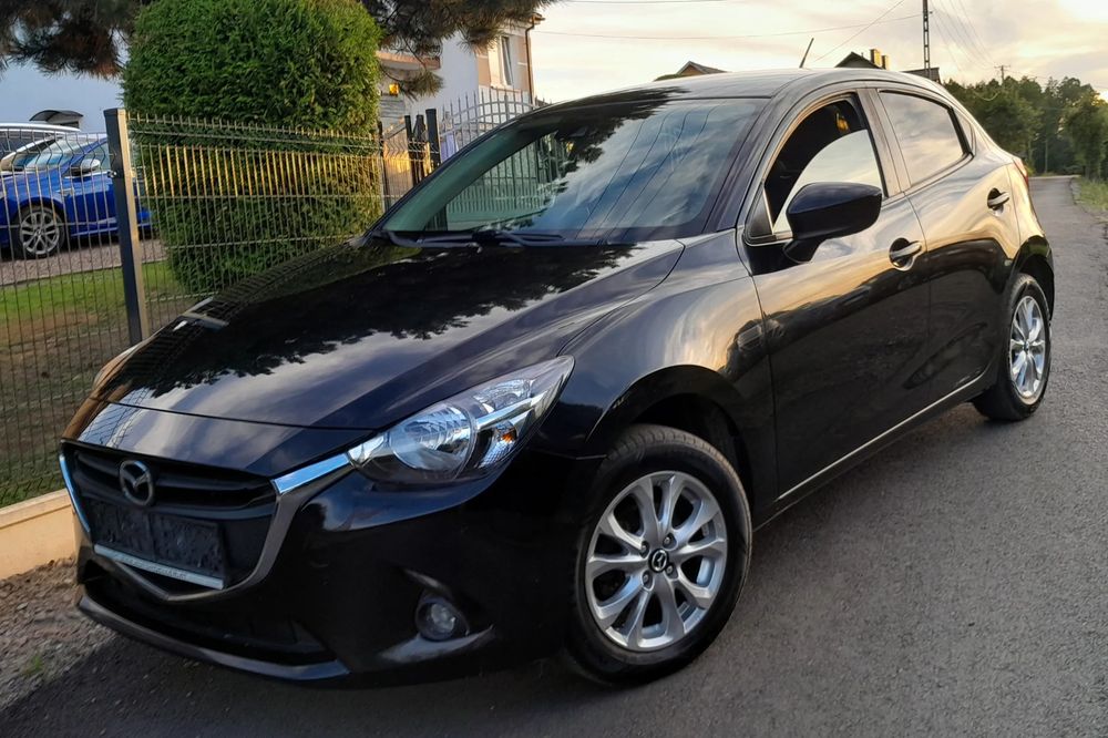 Mazda 2 III (2015-2023) 1.5 Skymotion 2017