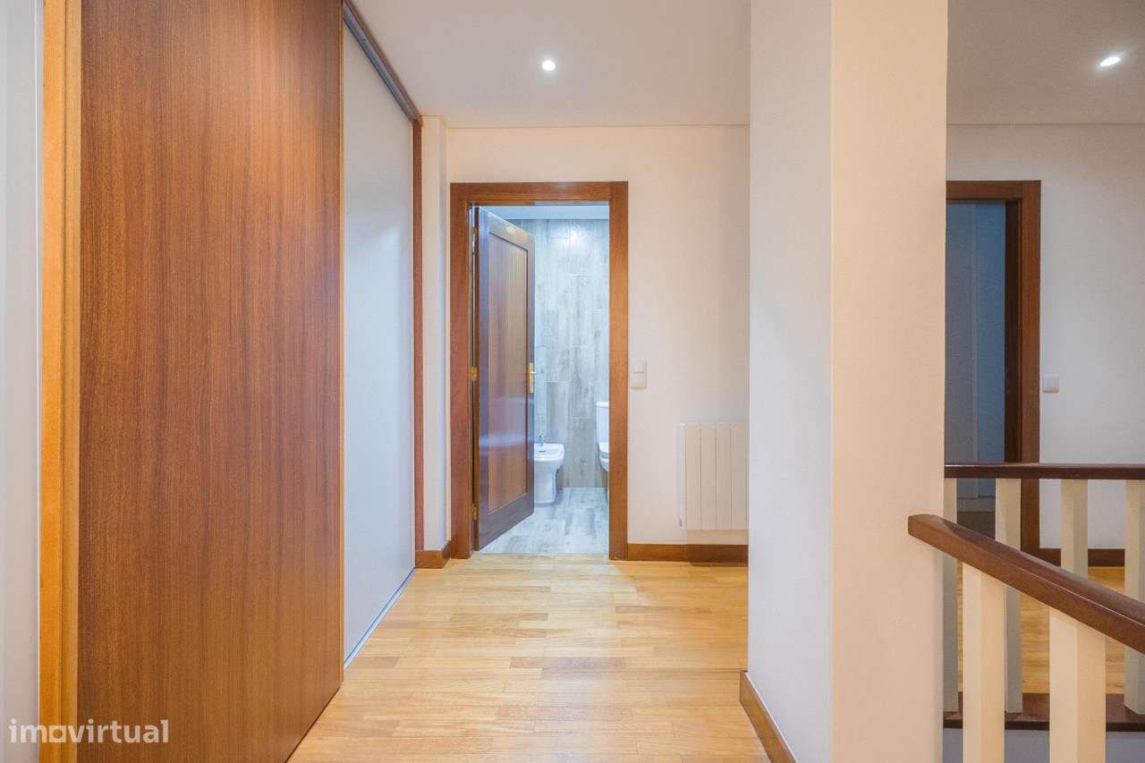 Apartamento Duplex Remodelado – Rotunda do Lavrador, Maia-15