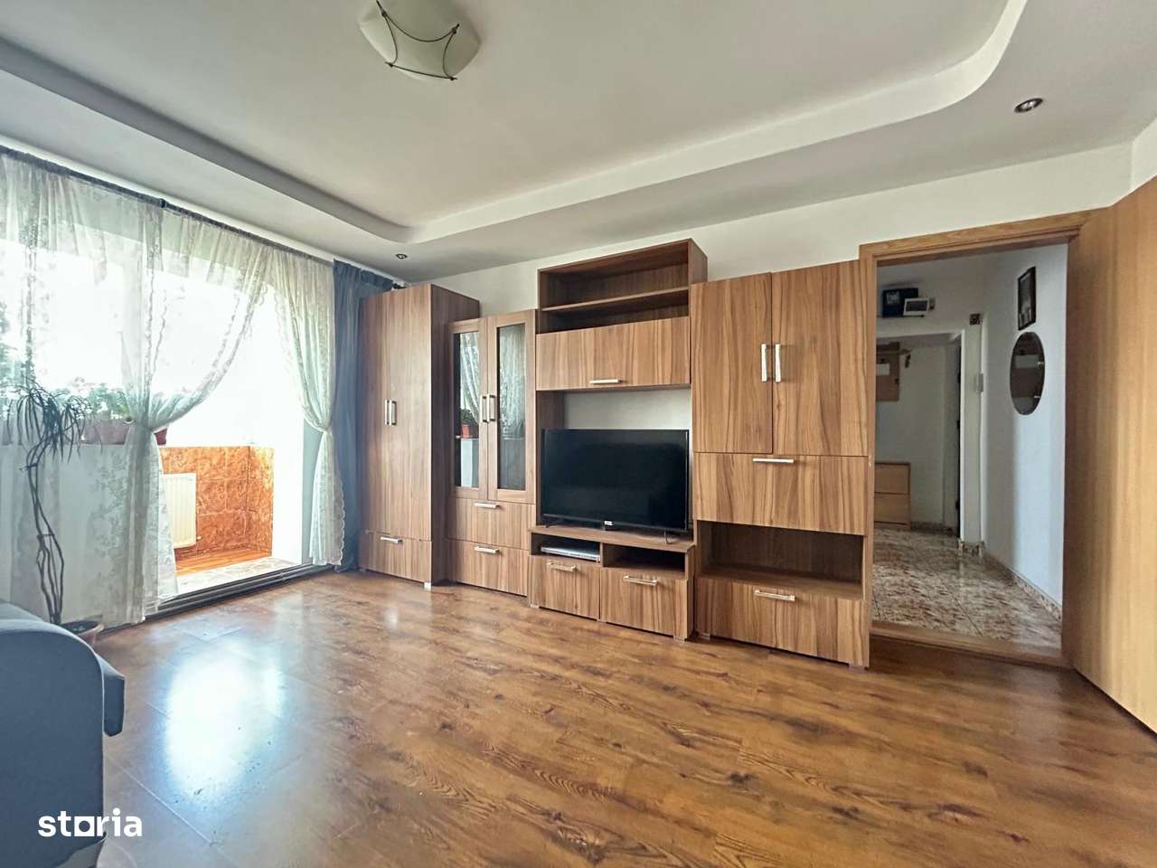 Apartament 3 camere, mobilat, utilat, balcon, zona Bartolomeu!-0