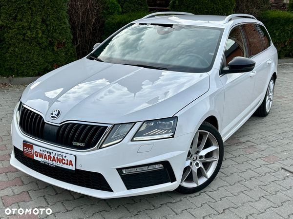 Skoda Octavia Combi 2.0 TDI DSG RS - 1