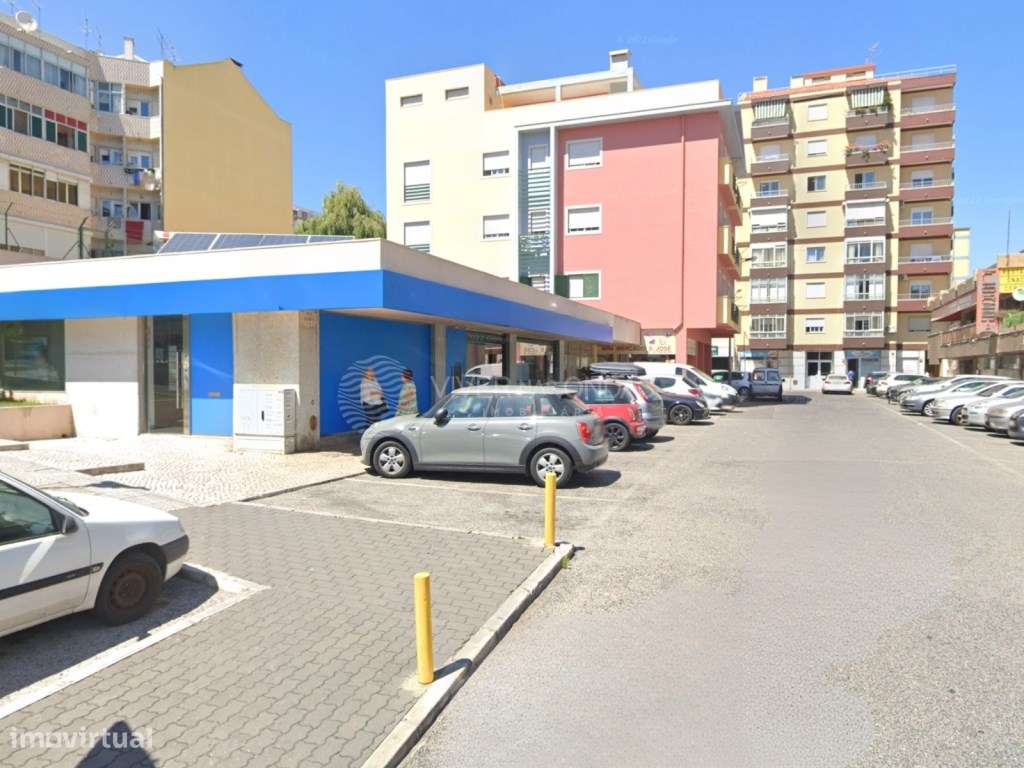 Oportunidade - Loja ampla no centro da Póvoa de Santo Adrião - Grande imagem: 4/12