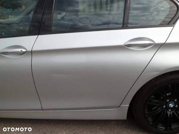 BMW Seria 5 530d - 27