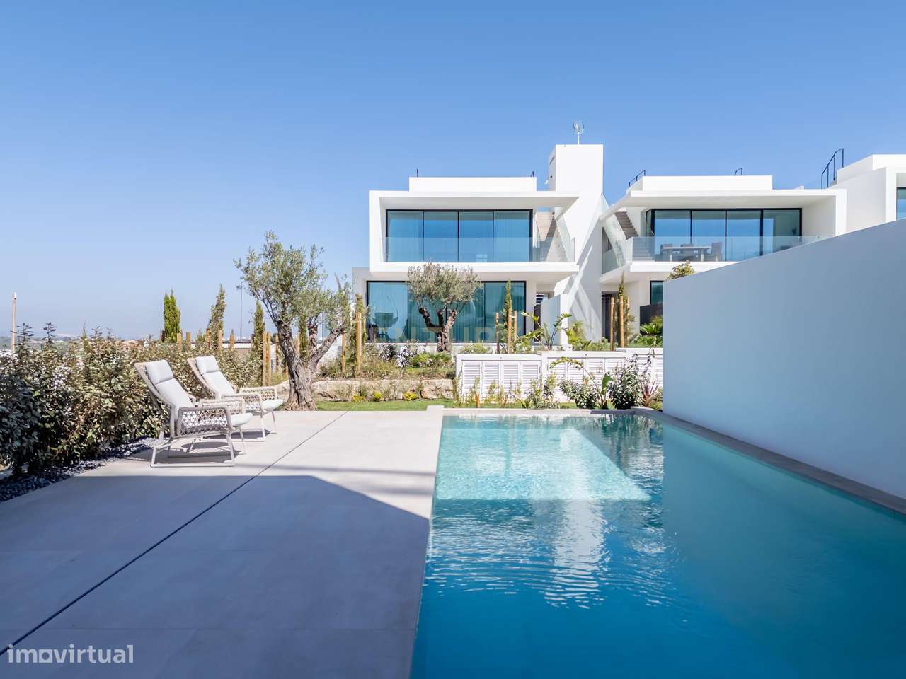 Quinta Dourada – Built by Design  | Moradias novas com piscina privati - Grande imagem: 2/34