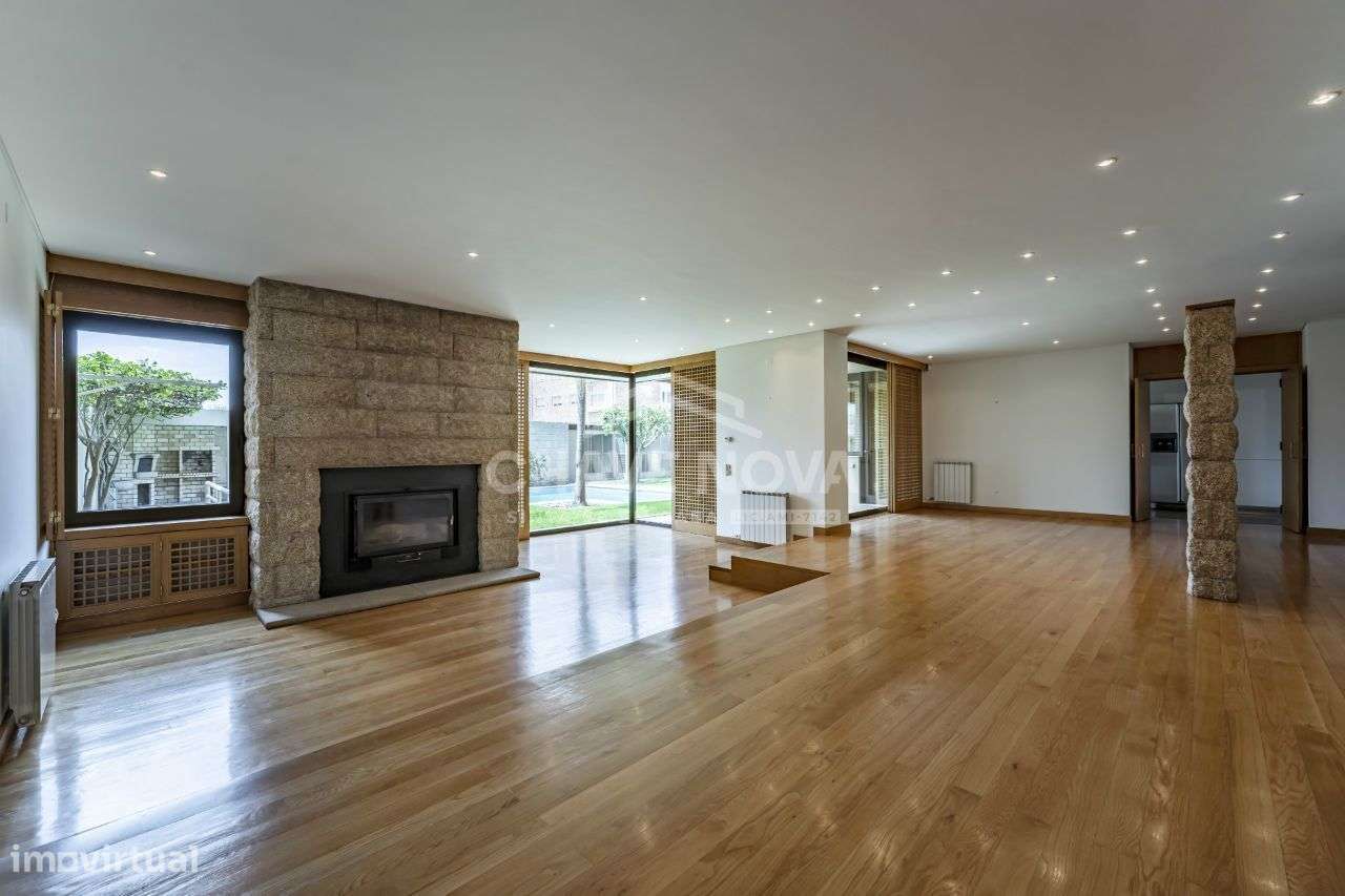 Moradia T4+1 de Luxo em Matosinhos-3