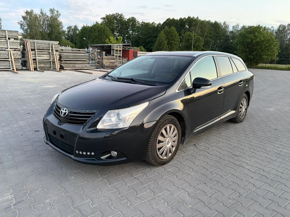 Toyota Avensis III 2.0 D-4D 2011