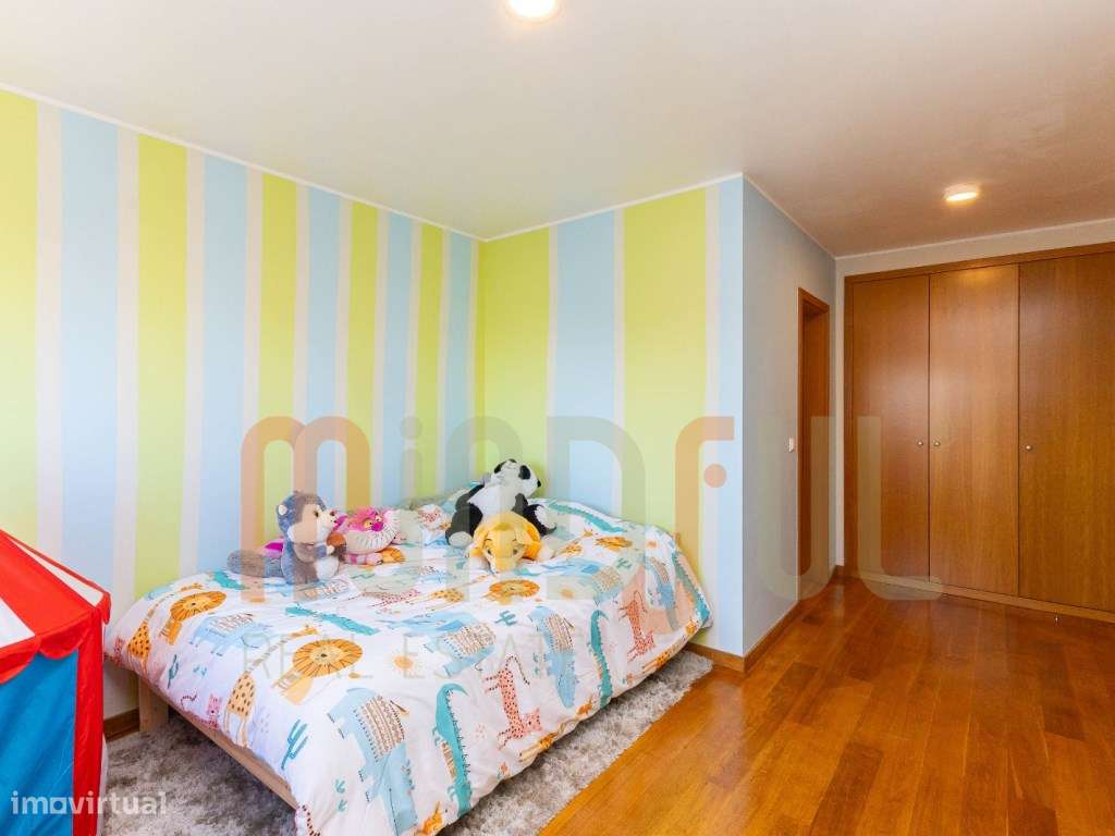 PENTHOUSE PARA VENDA T4, com 2 Suites com Vistas de Mar/Rio, Lugar ...-31