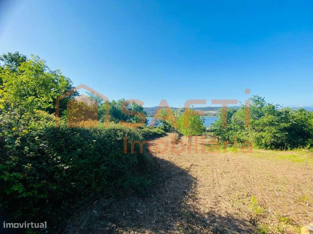 Terreno para construção - Grande imagem: 3/3