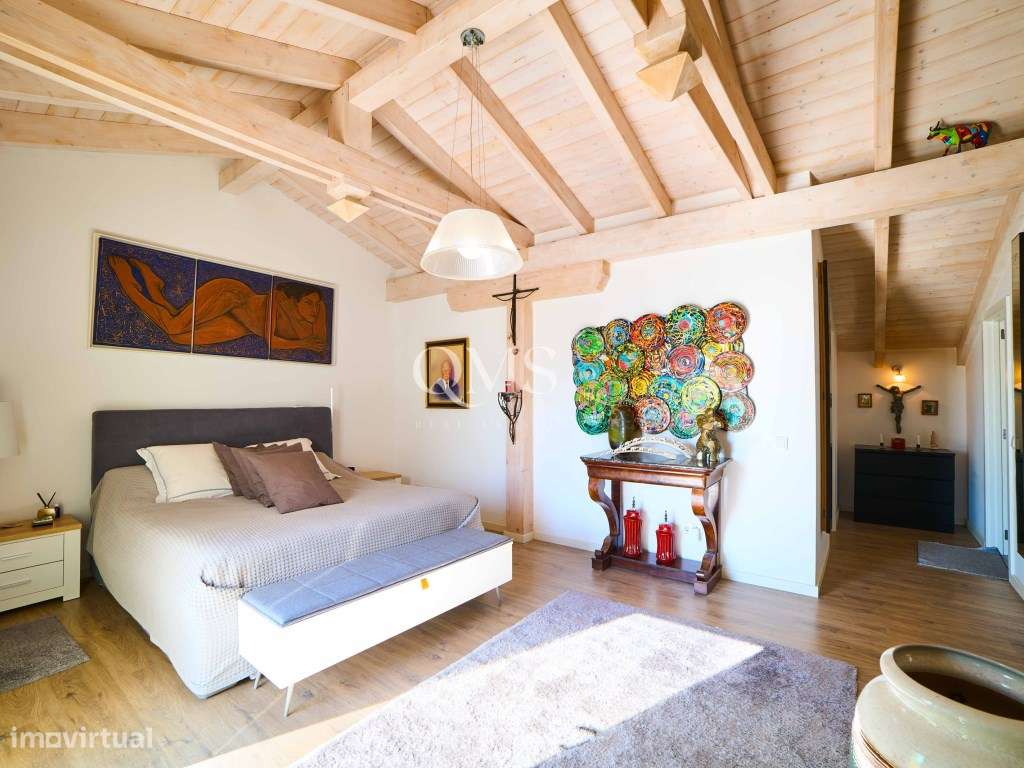 Duplex contemporâneo de três níveis em Santa Bárbara de Nexe, Algarve-20