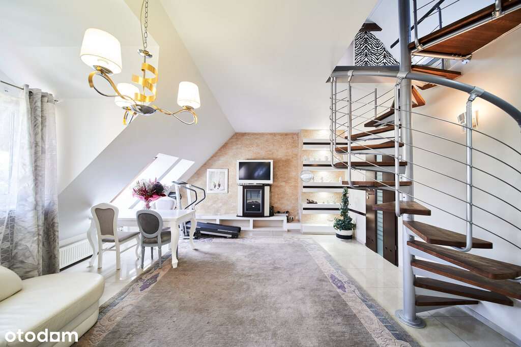 Wyjątkowe mieszkanie dwupoziomowe w niskiej cenie-1