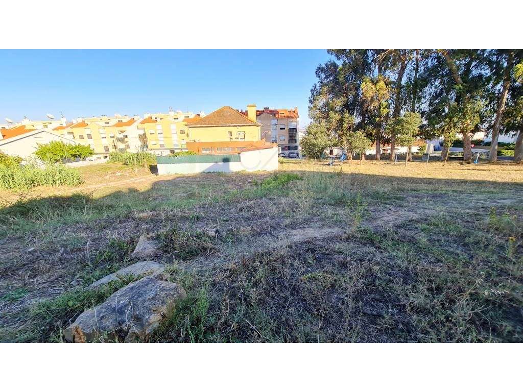 Terreno de 2455m2 com PIP para construção de prédio com 4 apartamen...-15