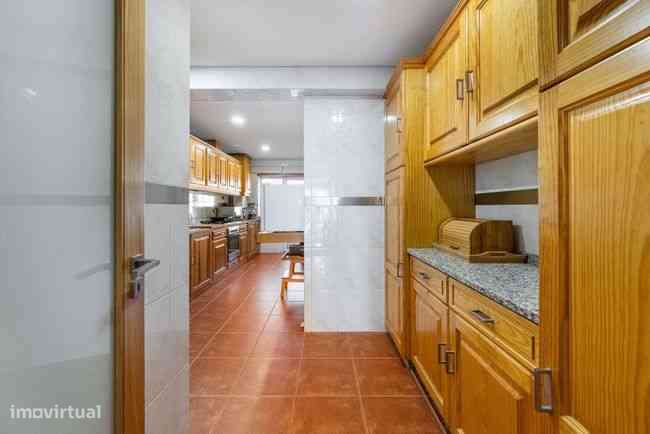 Apartamento T3 Totalmente Renovado – Lanhoso, Póvoa de Lanhoso - Grande imagem: 4/21