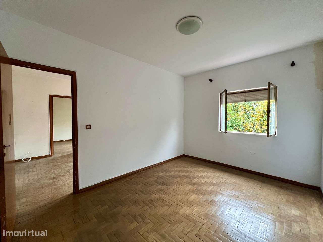 Andar Moradia T3 para Restauro em Celeirós-14