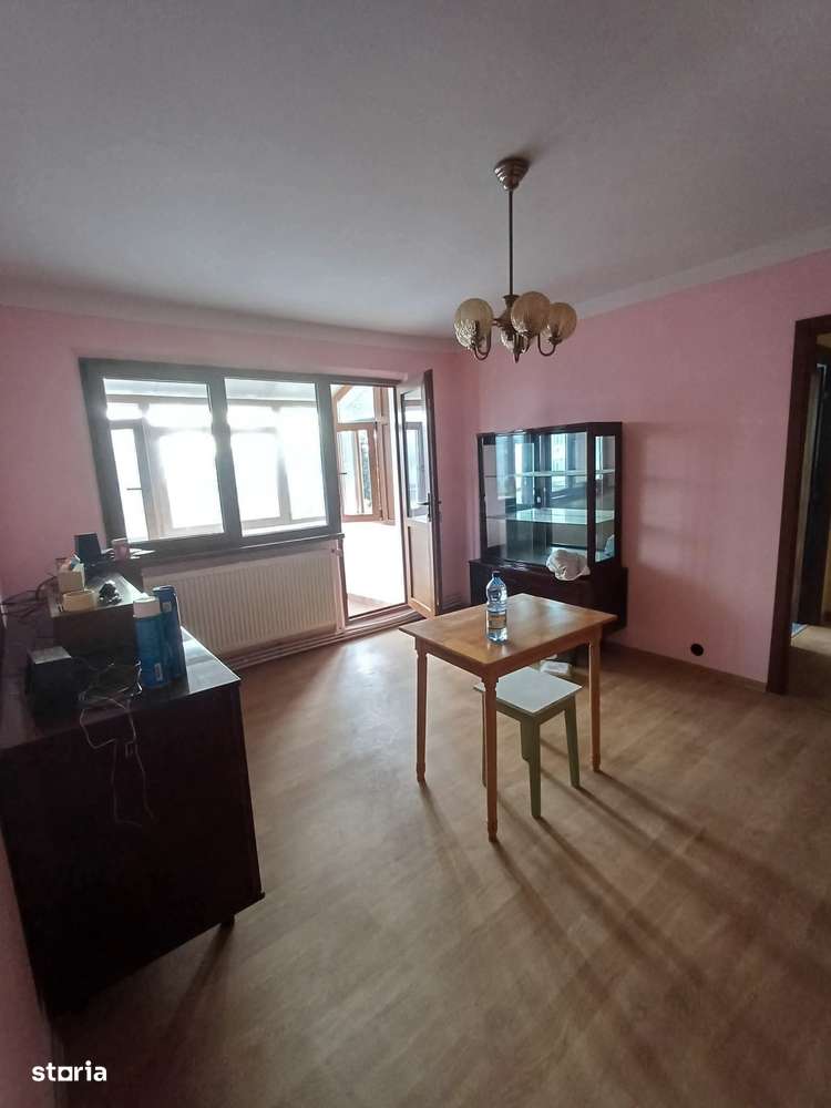 De vanzare 2 camere cu balcon, zona Anaf, 45.000 euro - Imagine principală: 2/10