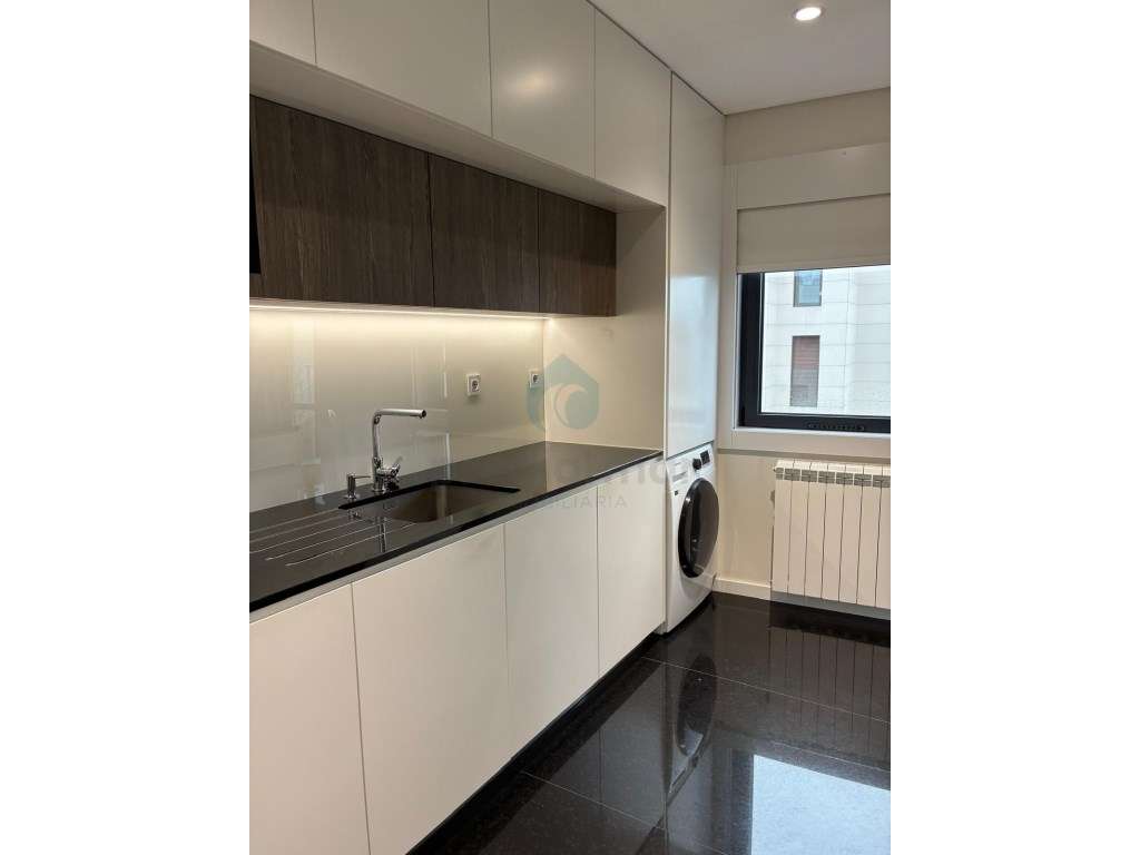 Excelente T2, mobilado com garagem em Antunes Guimarães - Grande imagem: 2/14