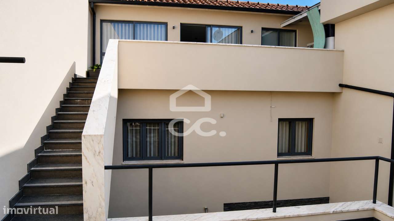Moradia T4 Renovada em Creixomil – Guimarães-19
