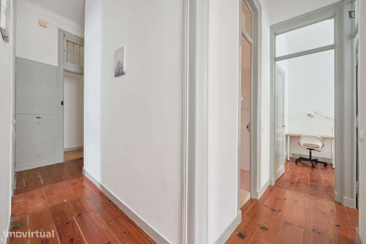 Quarto - localizado em Penha Lisbon - Grande imagem: 3/6