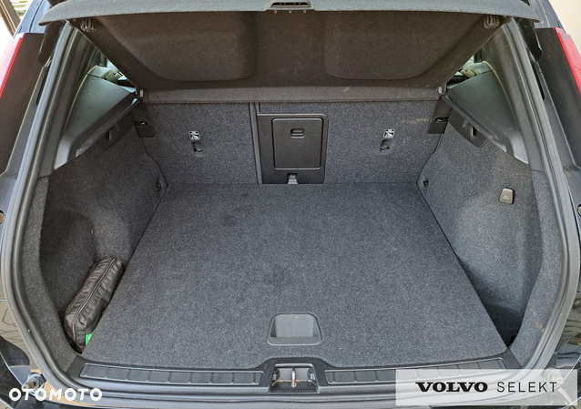 Volvo XC 40 - 28
