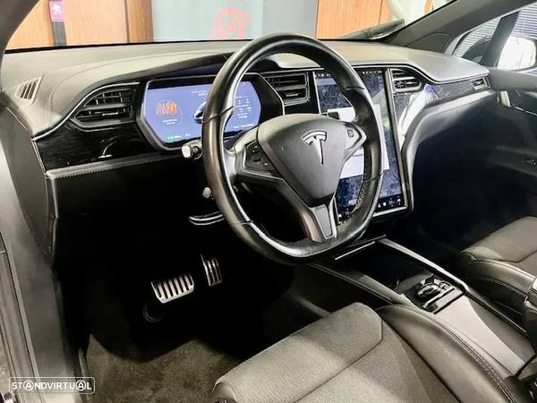 Tesla Model X 100D - 6