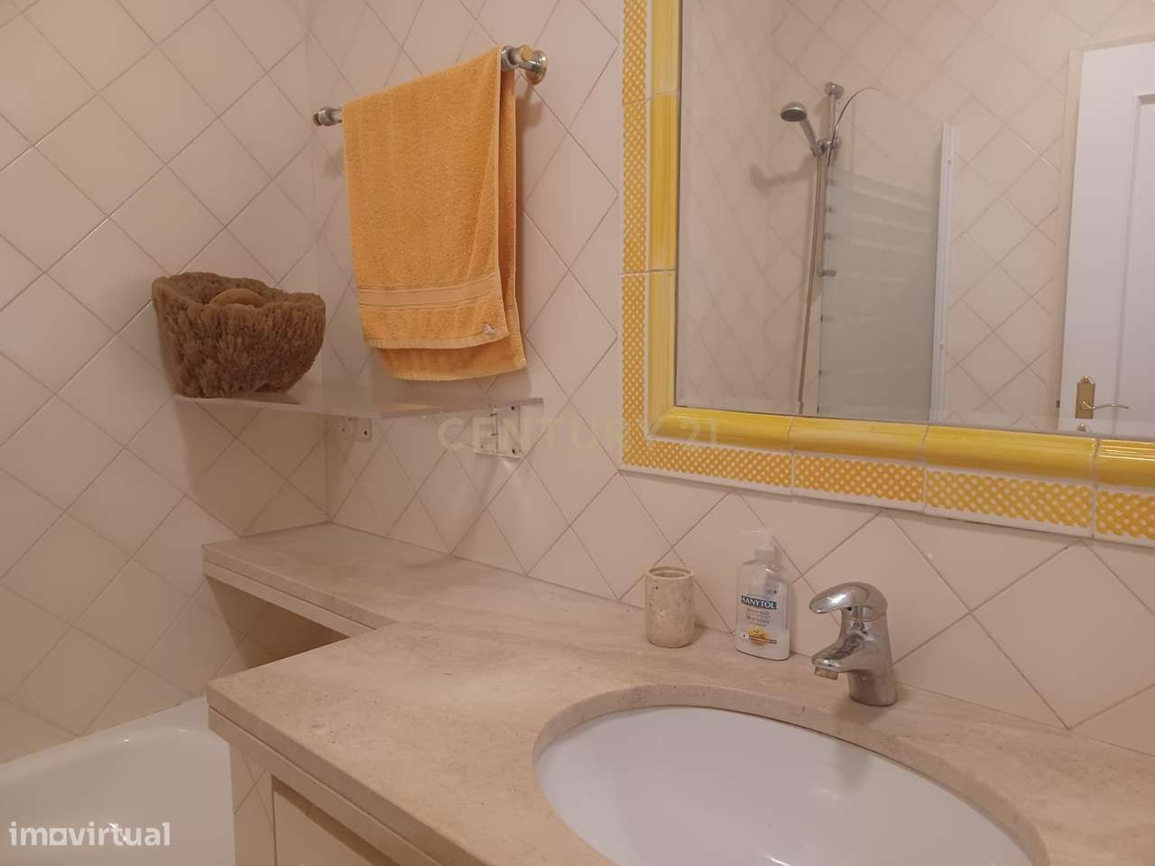 Apartamento T3 em Cascais com Vista Mar-19