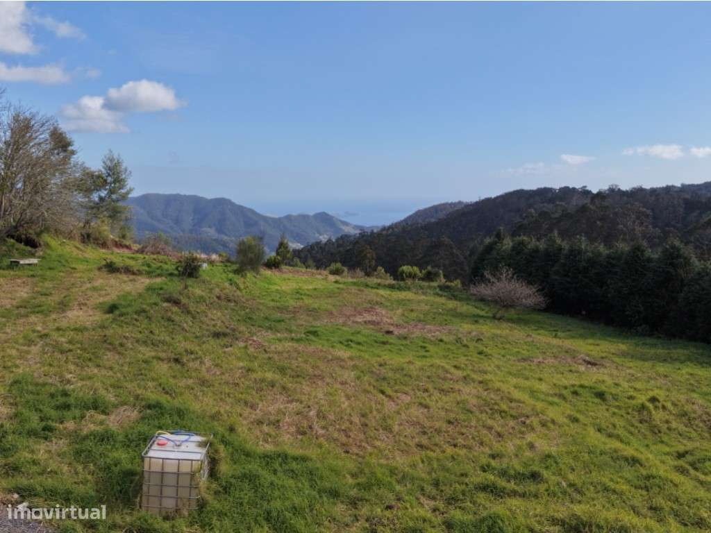 Prédio Misto à Venda - Santo da Serra - Grande imagem: 2/14